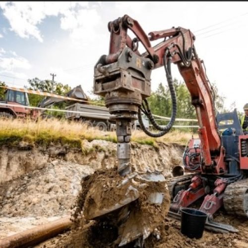 earth moving companies